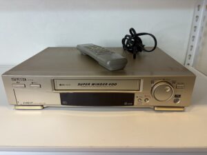 【中古】MITSUBISHI VHSビデオデッキ