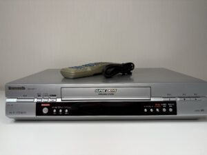 【中古品】Panasonic VHSビデオデッキ NV-HX11
